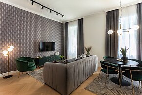 Candy Cavalier Zagreb Center Lux