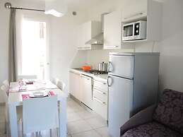 Recently Built Flat in a Family Friendly Residence