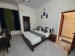 Hotel The Holiday Home