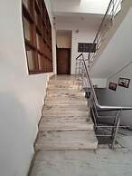 Hotel The Holiday Home