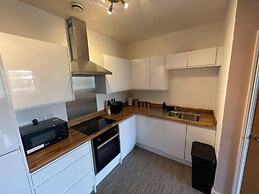 Stylish 1-bed Apartment in Swindon