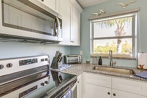 Waterfront Indian Shores Condo - Walk to Beach!