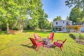 Cozy Holland Studio w/ Deck Near Lake Michigan!