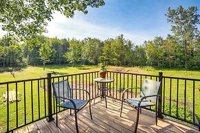 Cozy Holland Studio w/ Deck Near Lake Michigan!