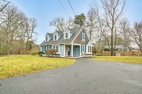 South Yarmouth Home w/ Gas Grill < 2 Mi to Beaches