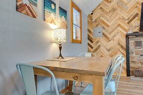 7 Mi to Jack Frost Ski Area: Cozy Blakeslee Cabin!