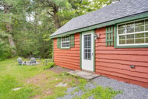 7 Mi to Jack Frost Ski Area: Cozy Blakeslee Cabin!