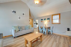 7 Mi to Jack Frost Ski Area: Cozy Blakeslee Cabin!