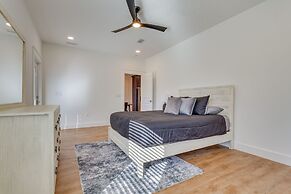 Modern Gulf Breeze Home w/ Patio: 13 Mi to Beach!