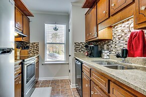 Comfy Augusta Condo w/ Deck ~ 4 Mi to Olde Town