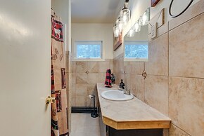 Near Parks & Lakes: Blakeslee Home w/ Porch & Yard