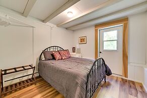 Cozy Harbor Springs Vacation Rental, 13 Mi to Town