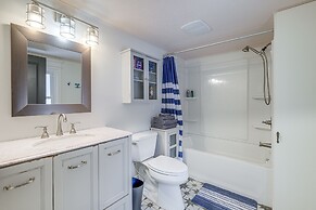 Frankfort Vacation Rental < 1 Mi to Lake Michigan!