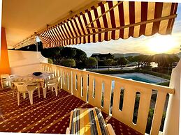 Homely Apartment With Poolview Terrace