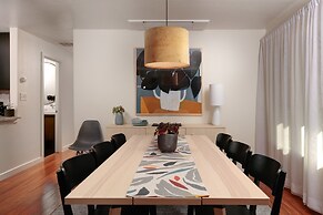 Belle 30 Day Minimum 2 Bedroom Home by RedAwning