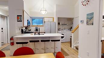 Cozy In The Woods 3 Bedroom Condo by RedAwning