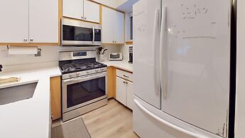 Cozy In The Woods 3 Bedroom Condo by RedAwning