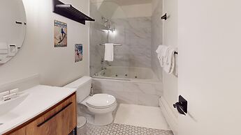 Cozy In The Woods 3 Bedroom Condo by RedAwning