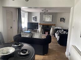 Immaculate 3-bed House in Bridgnorth