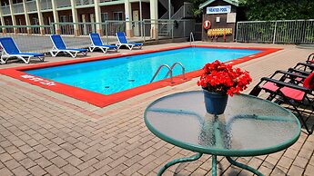Riviera Inn and Suites 1000 Islands