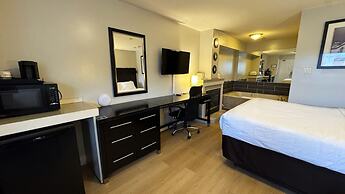Riviera Inn and Suites 1000 Islands