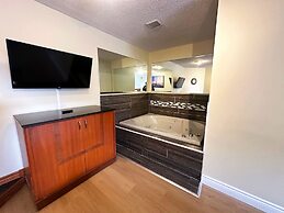Riviera Inn and Suites 1000 Islands