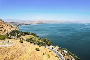 Sea of Galilee Panorama Apt by SeaN'Rent