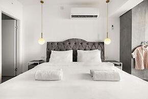 Sea of Galilee Panorama Apt by SeaN'Rent