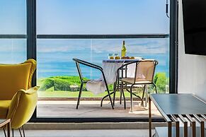 Sea of Galilee Panorama Apt by SeaN'Rent