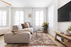 Flea Market Charm Studio by Sea N' Rent