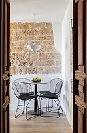 Flea Market Charm Studio by Sea N' Rent