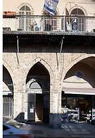 Flea Market Charm Studio by Sea N' Rent