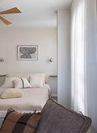 Flea Market Charm Studio by Sea N' Rent