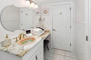 Dolphin Point 305b 2 Bedroom Condo by RedAwning