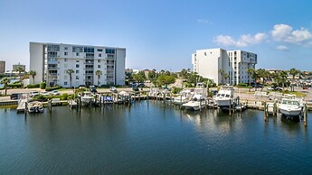 Dolphin Point 305b 2 Bedroom Condo by RedAwning