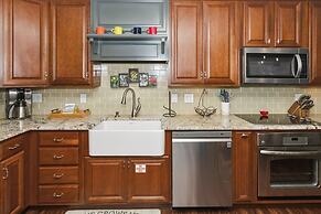 Dolphin Point 305b 2 Bedroom Condo by RedAwning