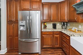 Dolphin Point 305b 2 Bedroom Condo by RedAwning