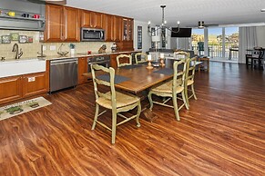 Dolphin Point 305b 2 Bedroom Condo by RedAwning