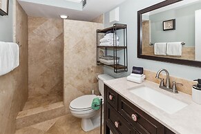 Dolphin Point 305b 2 Bedroom Condo by RedAwning