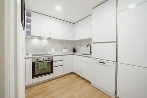 Lapa Stylish Apartment A by Vacationy