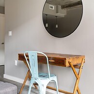 Austin Exclusive 1BD 1BA Downtown Apartment