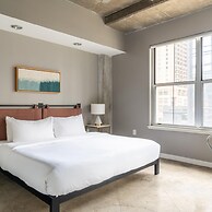 Austin Exclusive 1BD 1BA Downtown Apartment