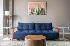 Austin Extraordinary 1BD 1BA Downtown Apartment