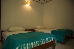 South West Bay Cabañas