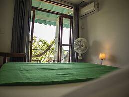 South West Bay Cabañas