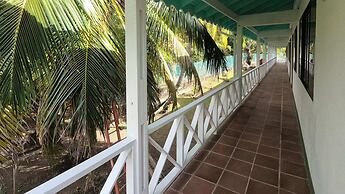 South West Bay Cabañas