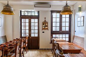 Hanuman Boutique Stay & Eatery