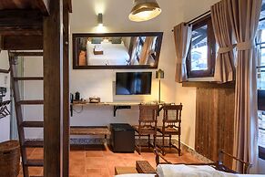 Hanuman Boutique Stay & Eatery