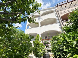 Mari - 150 m From sea - A1