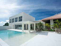 POOL VILLA KOURIJIMA by COLDIO